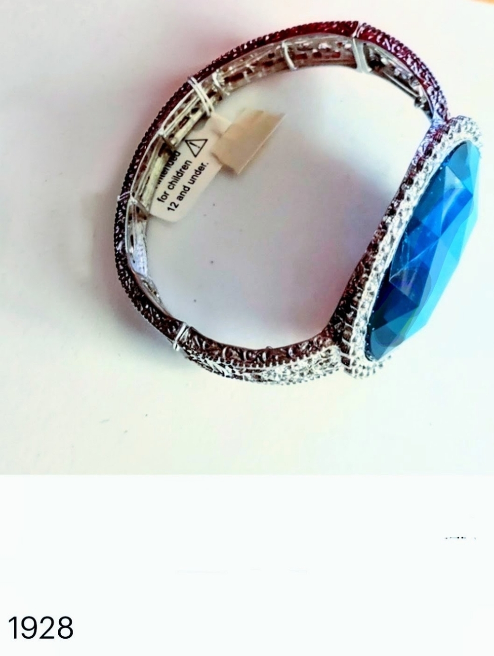 1928 Turquoise Blue Rhinestone Filigree Bangle - Picture 5 of 12
